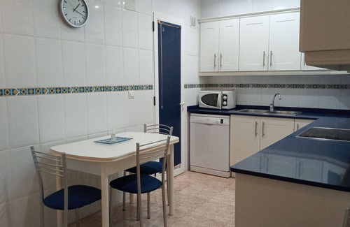 Vinaros Apartment | Vinaros: Apartment NEW! Modern and comfortable. VIEWS SEA. To 4 min. walking beaches