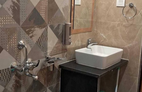 Varanasi Hotel | Vinayak Heritage