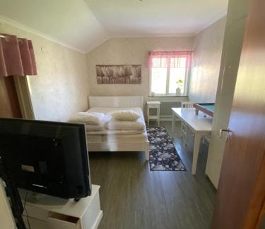 Skog Apartment | Vindsvåning Höga Kusten