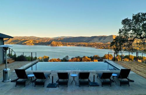Clear Lake House | Vineyard Setting With 180 Panoramic Lake Views