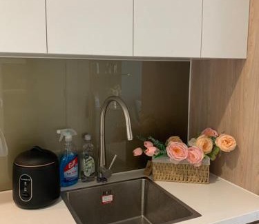 Tu Liem Bed & Breakfast | VinhomesSmartcity- Cat Homestay