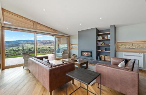 Bannockburn House | Vino and Views - Bannockburn Holiday Home