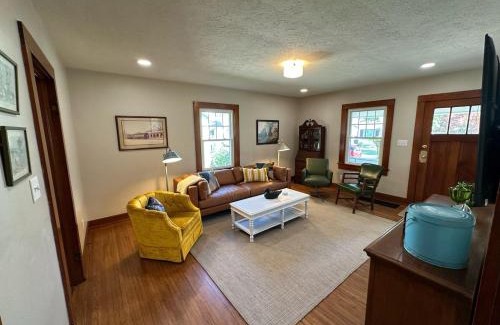 Van Wert House | Vintage Charm On Elson Ave