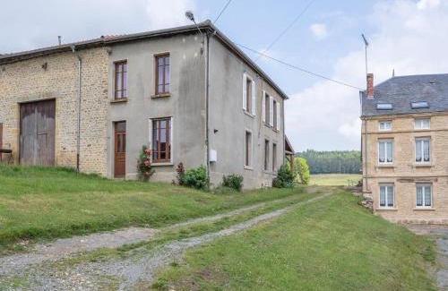 Nouart House | Vintage Holiday Home in Nouart, cleaning included