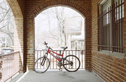 South Hyde Park Apartment | Vintage MW 1BR With Full Kitchen by Zencity