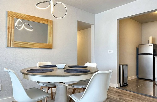 Central Oklahoma City House | Vintage Vibes Modern Comfort 2BR for 6 Guests