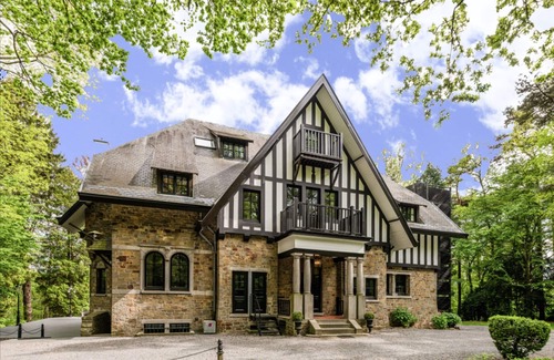Creppe Villa | Vintage Villa with Hot Tub & Infrared Sauna in Ardennes