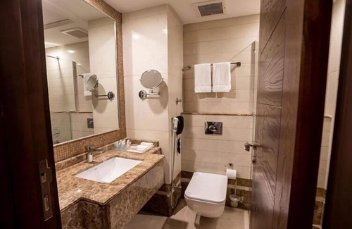 Al Aziziyah Hotel | Violet Al Azizia Hotel