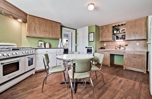 Fayetteville House | Violet's Farmhouse | Brand New Historic-Inspired Farmhouse