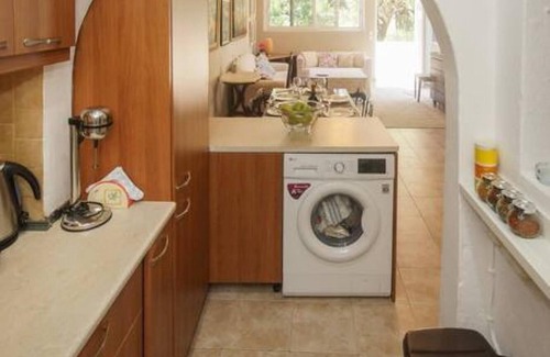Ixia Apartment | Violeta s Seaview Apartment in Rhodes