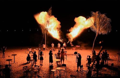 Batu Ferringhi Apartment | VIP Suite Seaview Resort Batu Ferringhi 1202 - 3 Rooms