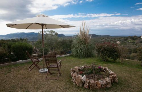 Paliki Apartment | Virginia Place