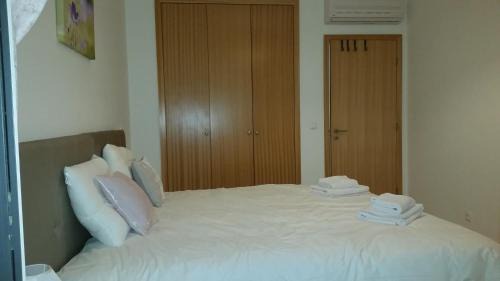 Olhos D'Agua Apartment | Vista das Ondas Olhos de Agua