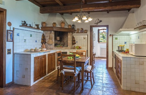 Guardea Villa | Vista Del Lago 10 in Guardea