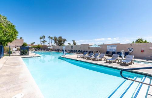 Baristo Resort | Vista Mirage Resort