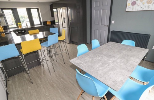 Meltham Cottage | Vista Tasso