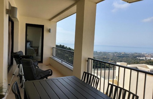 Marbella Apartment | VistaAlta