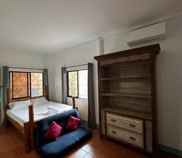 Dauin House | VitaminSea Room