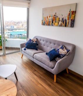 San Miguel Apartment | Vive, trabaja y descansa, moderno departamento de 2 dorms con balcón en San Miguel, Lima