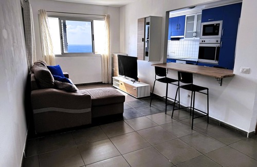 Galdar Apartment | Vivelorural comfy apartment wifi & beach -Gáldar