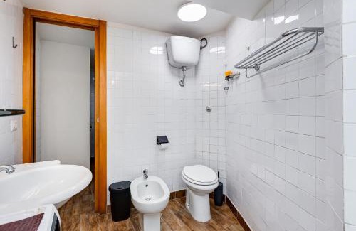 Rione III Colonna Apartment | Vivilo Collection - Macelli Spanish Steps Apartment