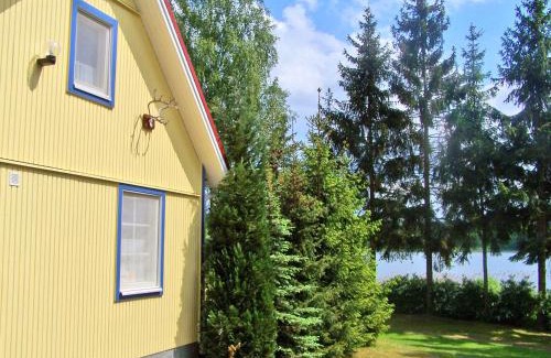 Warin House | Vogtis Ferienhaus am Glammsee