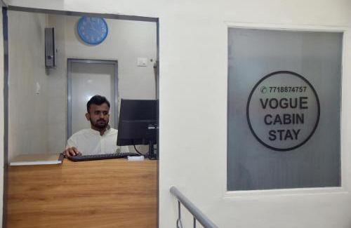Goregaon West Apartment | Vogue Cabin Stay Near NESCO Bombay Exhibition Centre