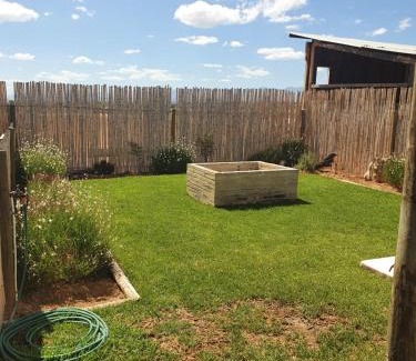 Oudtshoorn Apartment | Volgenoeg Self Catering Cottage