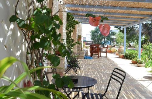 Fratsia Apartment | Volta Stonehouse Apartments