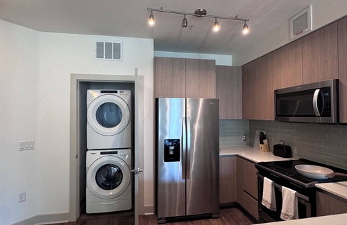Grantville Apartment | Vora Mission Valley West – Luxe 1BRs with quartz kitchens, pool, and pet perks.