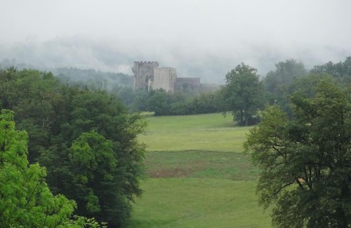 Sauveterre-la-Lemance House | Votre gîte en Périgord : La Grangette.