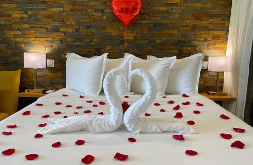 Le Diamant Apartment | Vue Mer & Rocher - Okavango Blue Studio