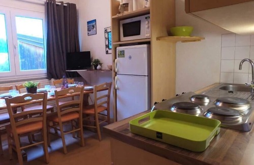 Lelex Apartment | VVF Les Monts Jura - 2 Room Apartment 4 People 1 baby - La Résidence