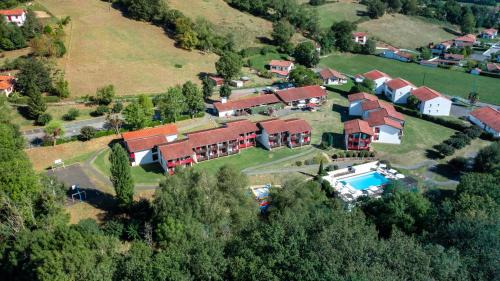 Saint-Etienne-de-Baigorry Resort | VVF Pays Basque Saint-Étienne-de-Baïgorry