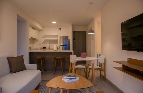 San Isidro Centro Financiero Apartment | w Comfort 2BR w Private Balcony in San Isidro