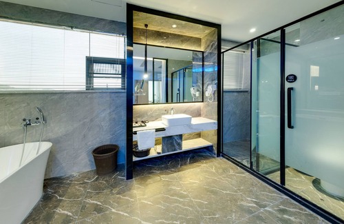 Baiyun Hotel | W Kardon Hotel