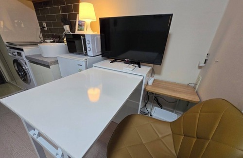 Sindangil-tong Apartment | W201 서울 중심 도시에 위치한 숙소 입니다.