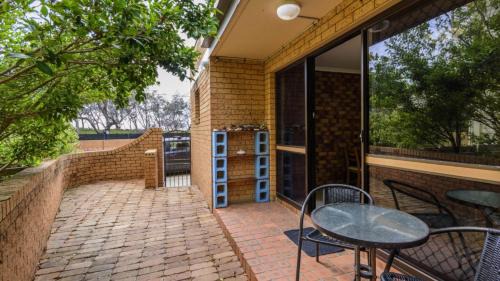 Moreton Bay Region House | Wake Up To Sounds Of The Ocean