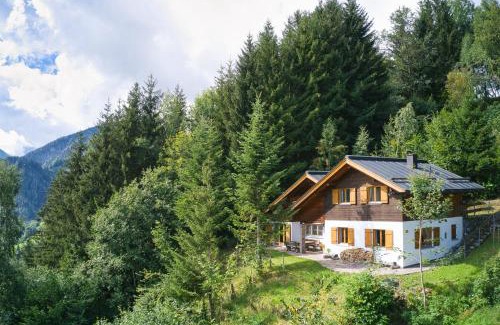 Buerserberg Apartment | Waldhütte Panorama - Tschengla by A-Appartments