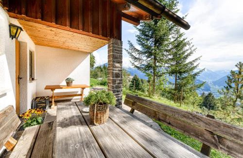 Buerserberg Apartment | Waldhütte Panorama - Tschengla by A-Appartments