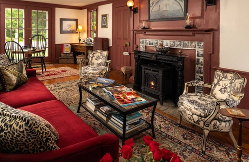 Kennebunk Bed & Breakfast | Waldo Emerson Inn