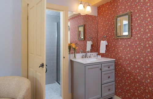 Kennebunk Bed & Breakfast | Waldo Emerson Inn