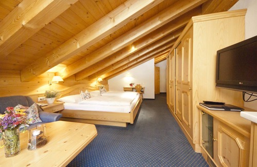 Ravaisch Hotel | Waldpark