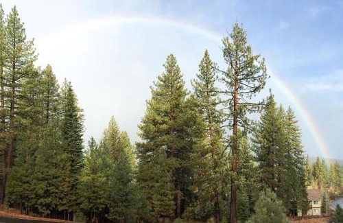 Truckee House | Walk-Friendly Truckee House