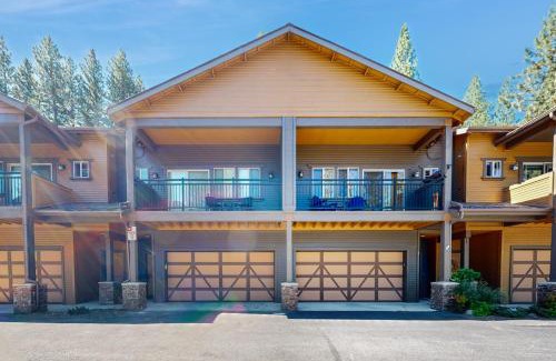 Truckee House | Walk-Friendly Truckee House