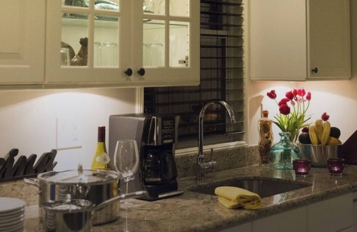 Napa House | Walk to downtown, Oxbow, BottleRock, nightlife, dining & shops! Spa and more!