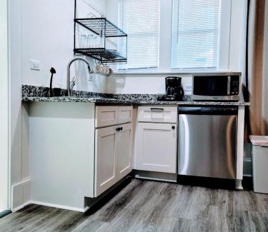 Durham House | Walk To Duke Campus! 1 Bedroom In Trinity Park!