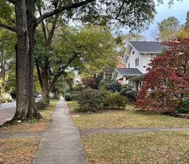 Durham House | Walk To Duke Campus! 1 Bedroom In Trinity Park!