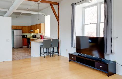 Old Market Apartment | Walk to Eats, Galleries and Shops Dtwn Omaha Condo