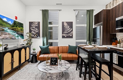 Old City Apartment | Walk to Everything in Old City- ADA compliant unit! Old City Philadelphia